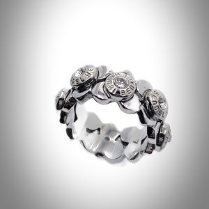 Henri Bendel ring. SZ 6 NWOT